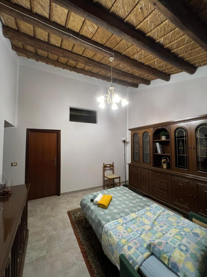 Bed and Breakfast Casa Di Mirto Кьярамонте-Гульфи Экстерьер фото